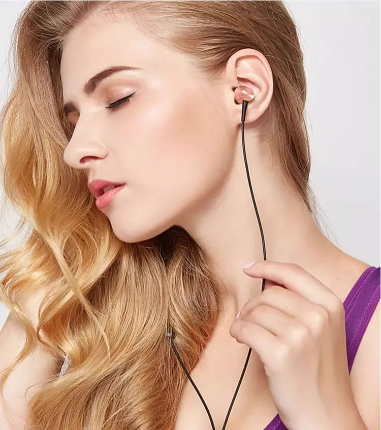 Wired Earphone In-ear 35mm Plug For Computer Phablet