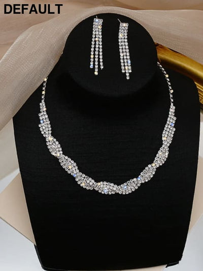 4-piece fashionable women’s jewelry set with claw chains rhinestones necklaces earrings bracelets gorgeous accessor
