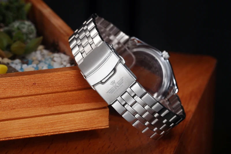 Best Mens Watches: Luxury Chrono