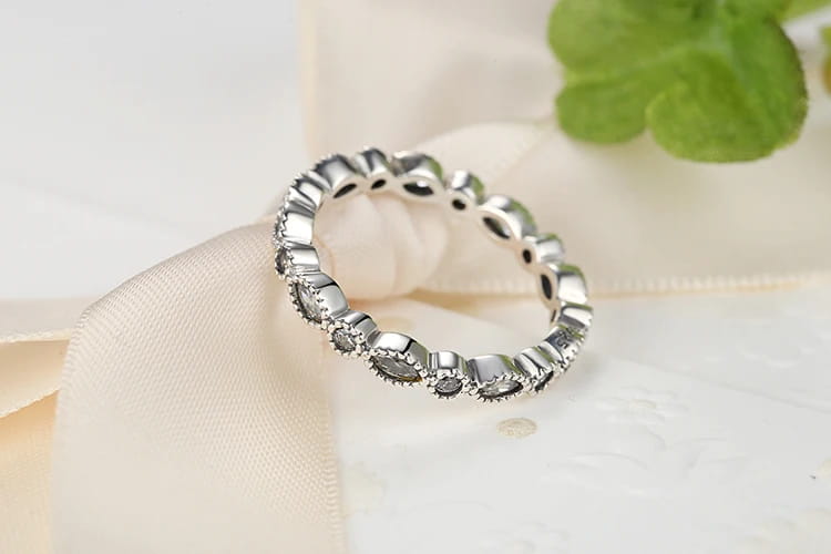 BAMOER 925 Sterling Silver Alluring Brilliant Marquise Stackable Finger Ring PA7130