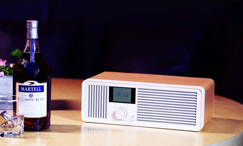 REMAX Retro Wood Dual Loudspeakers Wireless Bluetooth Speaker Support AUX Radio Fm For Xiaomi Iphone Samsung