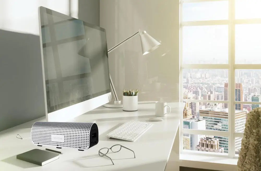 Remax H1 NFC Portble Bluetooth Speakers With Leather Straps Built-in 8800mAh Power Bank Support AUX-IN TF Card Surround
