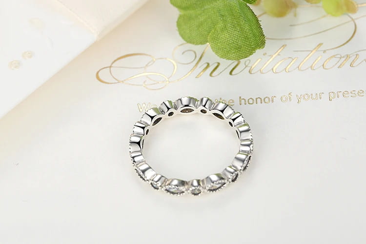 BAMOER 925 Sterling Silver Alluring Brilliant Marquise Stackable Finger Ring PA7130