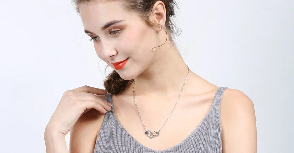 Silver Necklaces for Women Girl Heart Honeycomb Bee Animal Pendant Choker Necklace Jewelry