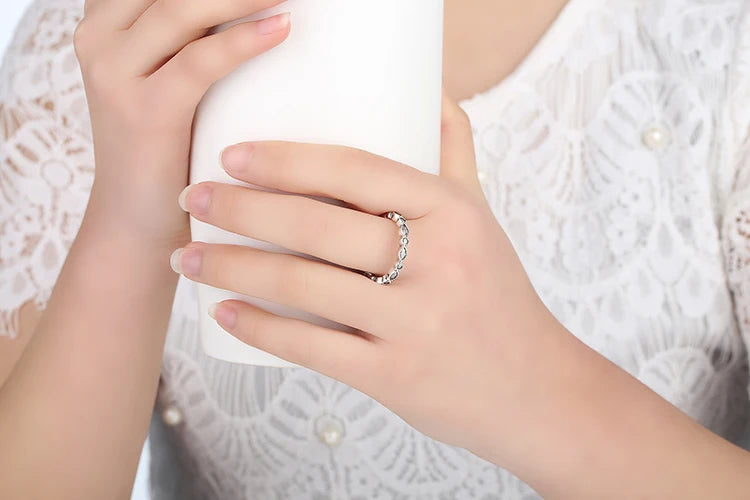 BAMOER 925 Sterling Silver Alluring Brilliant Marquise Stackable Finger Ring PA7130