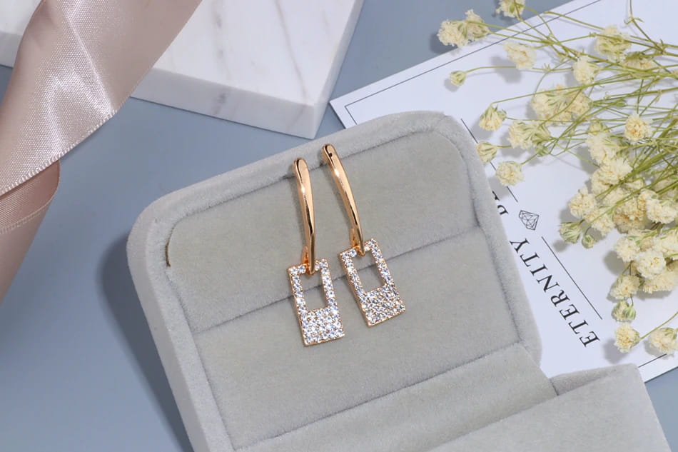 Luxury Classic Gold Color Long Crystal Earring Brincos Simple Geometric Square Drop Earrings