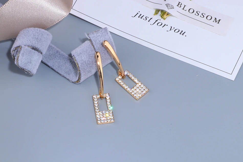 Luxury Classic Gold Color Long Crystal Earring Brincos Simple Geometric Square Drop Earrings