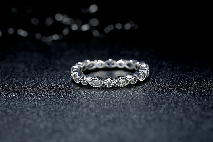 BAMOER 925 Sterling Silver Alluring Brilliant Marquise Stackable Finger Ring PA7130