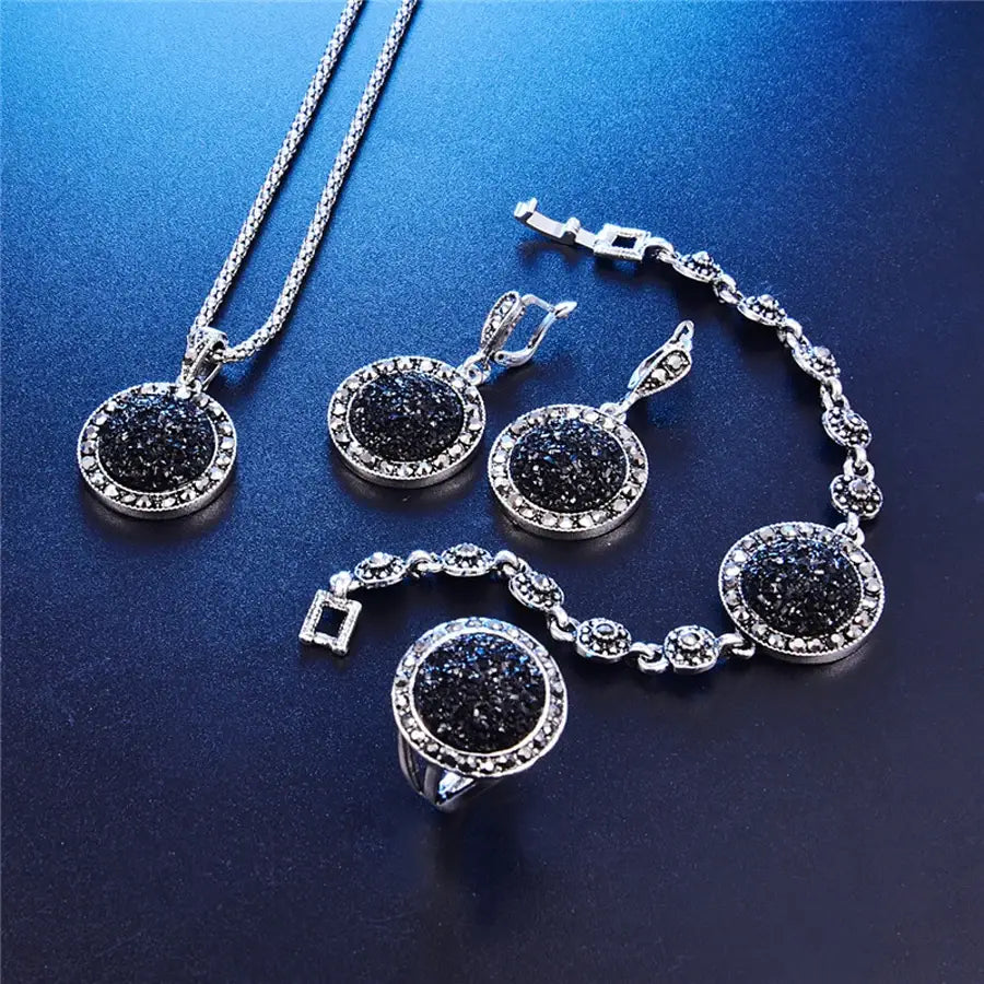 Vintage Black Jewelry Set Crystal Round Stone Pendant Necklace