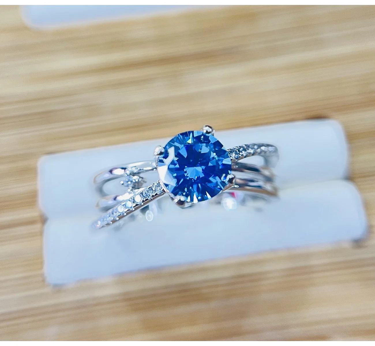 100% 18k Gold 1 Ct Bule Gemstone Diamond Rings Fine Jewelry for Women Luxury Gift Wedding Promise Engagement