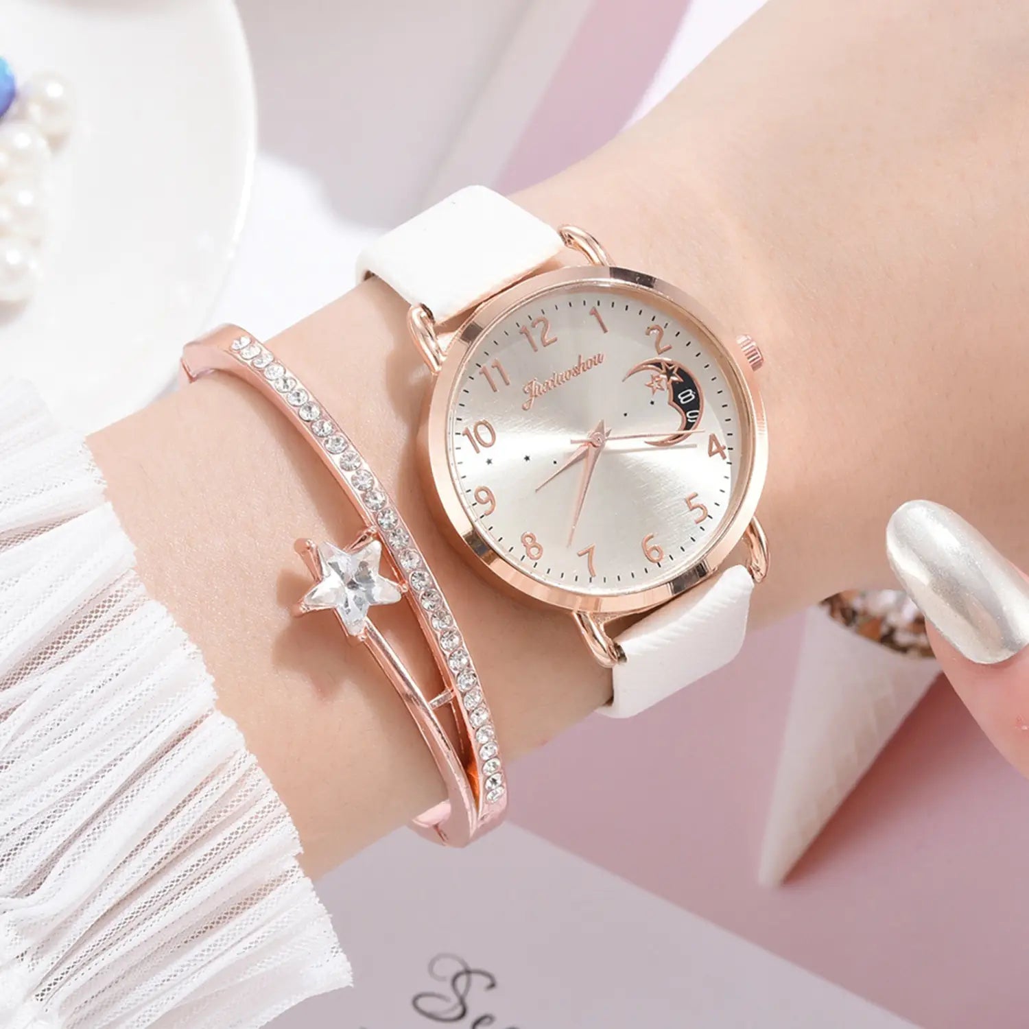 Women Watches Luxury Leather Band Watch Dress Clock Lady