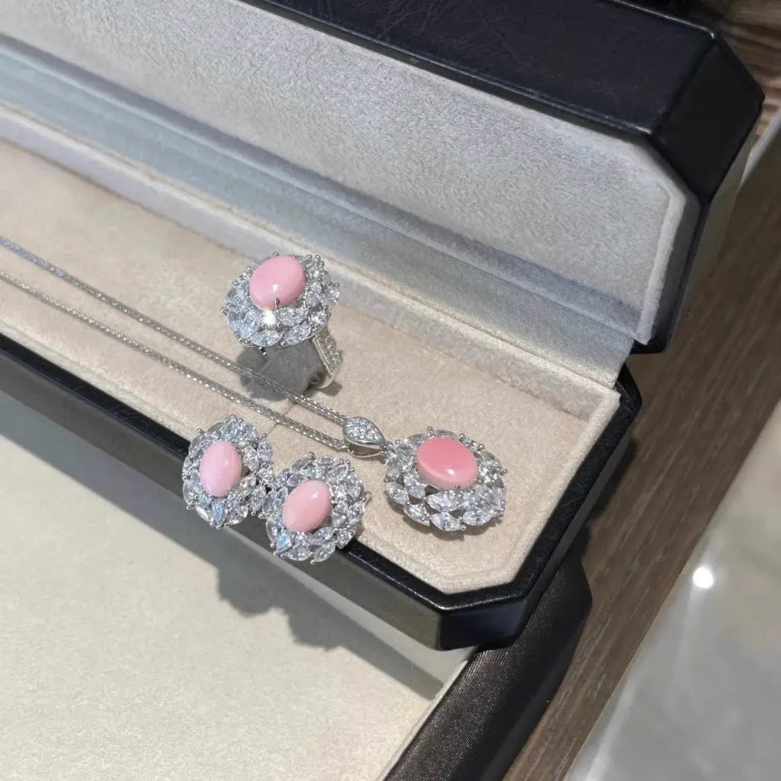 Exquisite luxury Design Jewelry Sets with Pink Quartz Zircon Pendant Necklaces Earrings Silver Color Rings Wedding 3