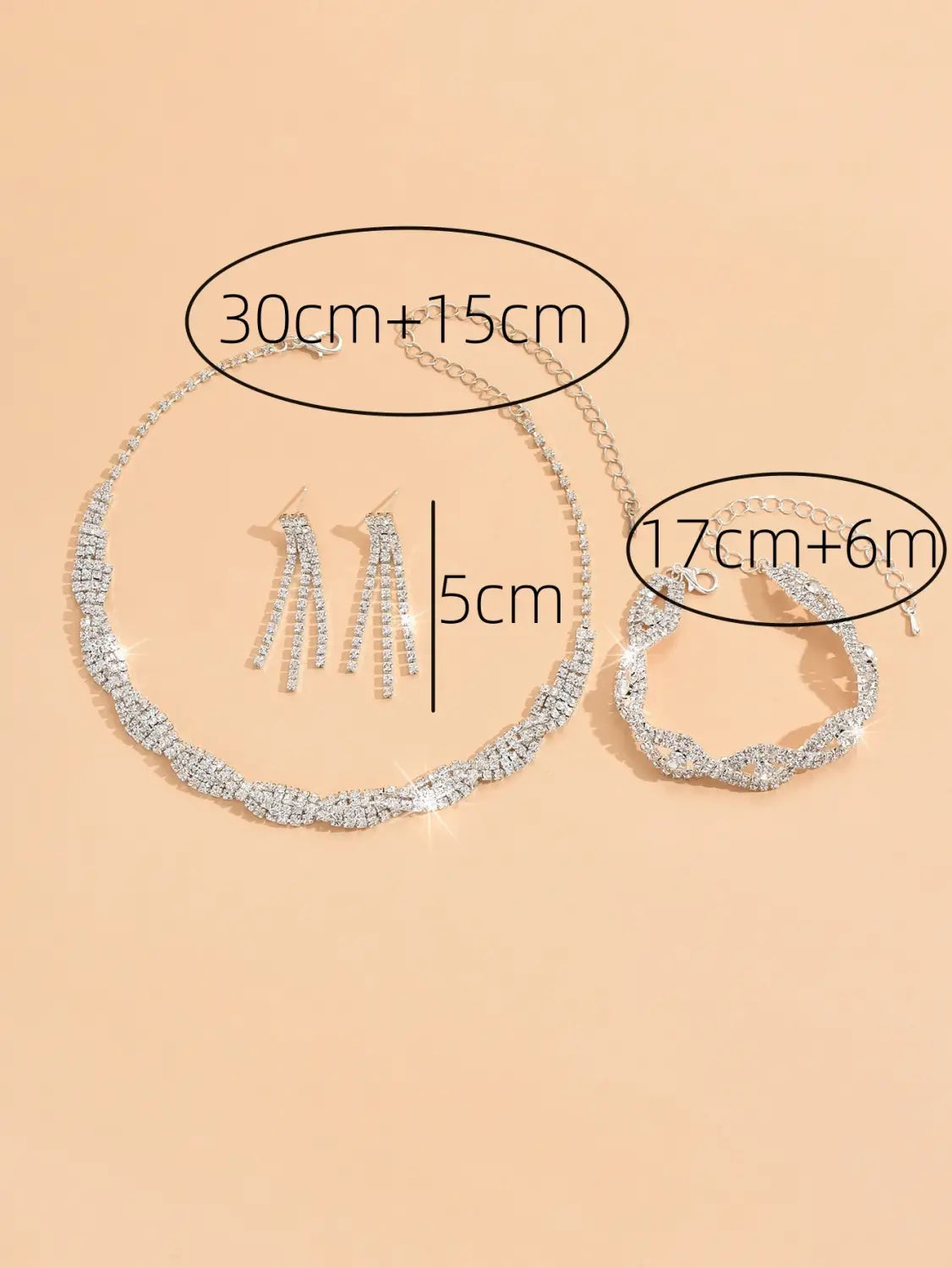 4-piece fashionable women’s jewelry set with claw chains rhinestones necklaces earrings bracelets gorgeous accessor