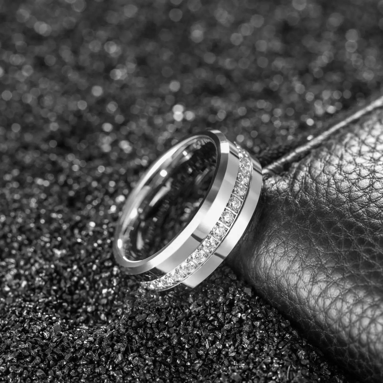 Fashion Couple Rings Romantic Women Heart Rhinestones CZ Set Trendy Men Stainless Steel Zirconia Ring Wedding Band