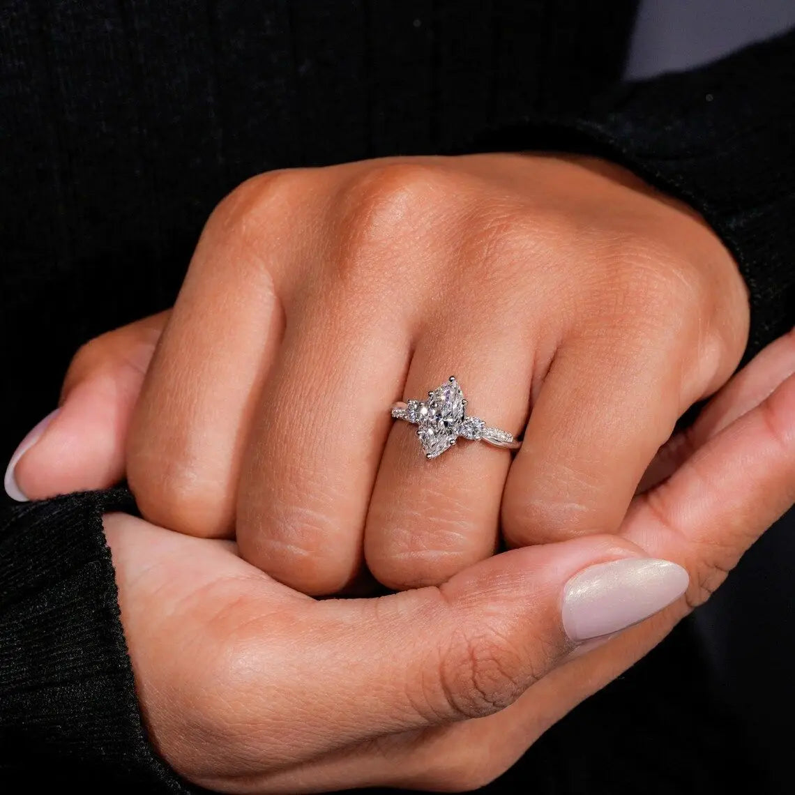 New Super Shining Exaggerated Large White Zircon Ring Wedding Engagement Women’s