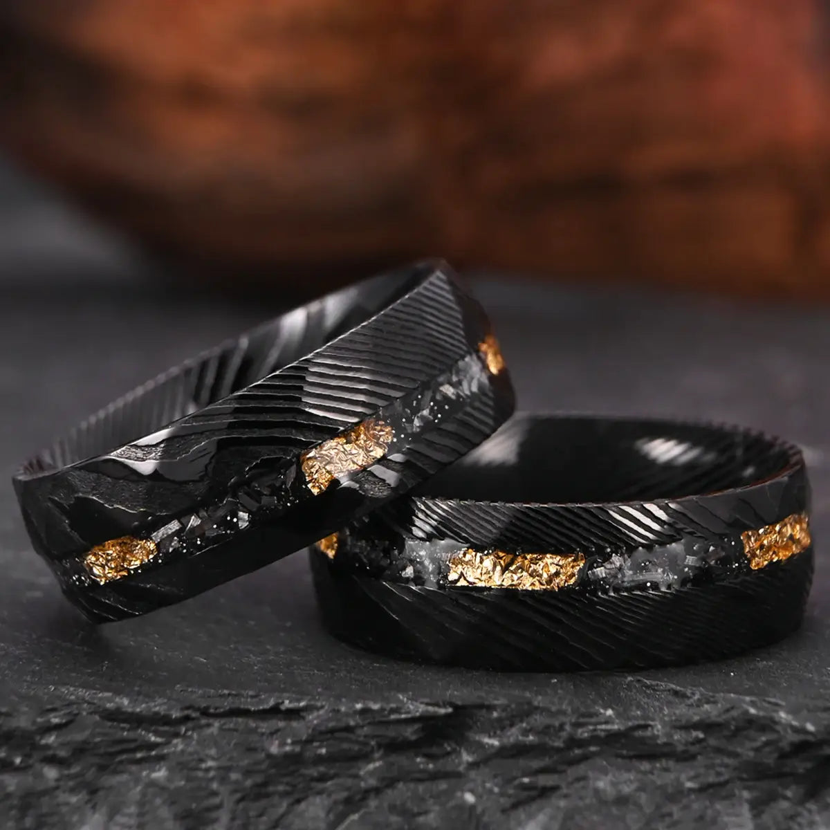 Men’s Hammered Black Damascus Steel Ring 8mm Engagement Wedding Rings Stylish Comfort Fit Unisex