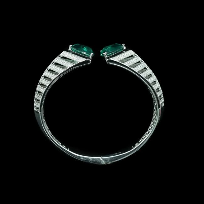 Bellux Design 925 Sterling Silver Gold-plated Bracelet High Carbon Diamond Synthetic Emerald Art Fashion Bangle green