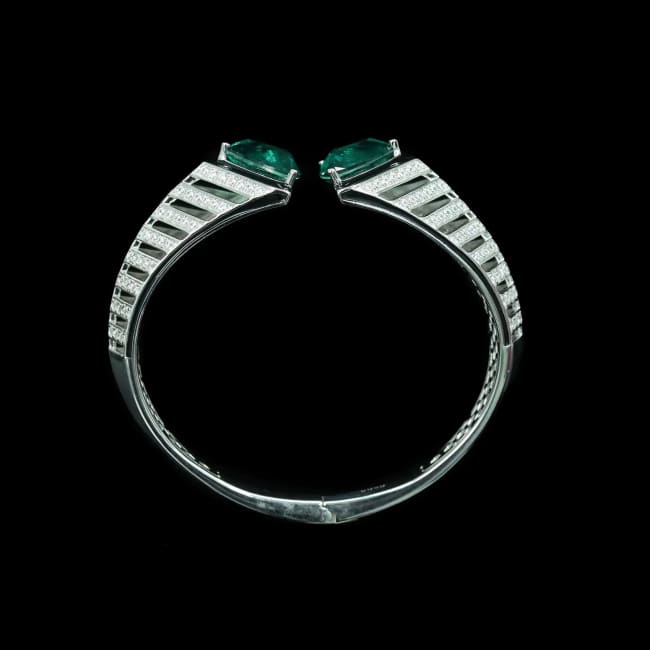 Bellux Design 925 Sterling Silver Gold-plated Bracelet High Carbon Diamond Synthetic Emerald Art Fashion Bangle green