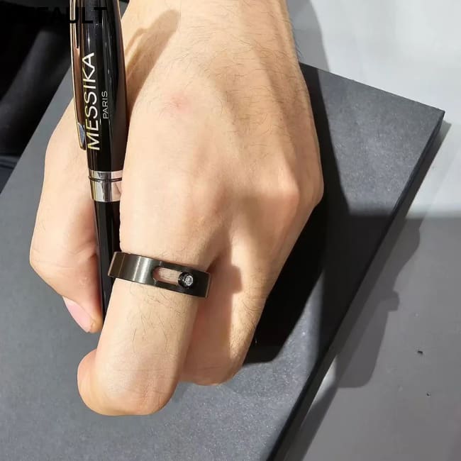 Classic Luxury Jewelry MOVE TITANIUM Series White Diamond Men’s ring Movable Stone S925 Pure Silver Material New Year’s