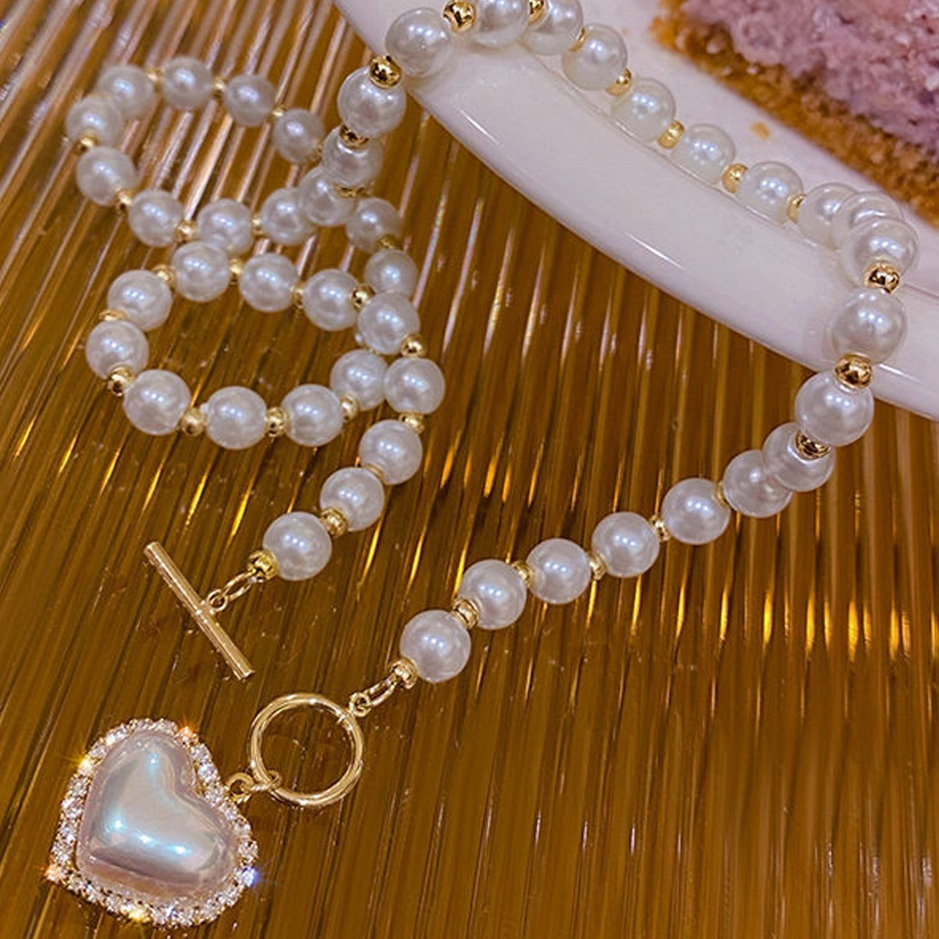 Faux Pearls Beads Necklace Heart Shape Pendant Lovely Neck Jewelry Perfect For Any Occasion