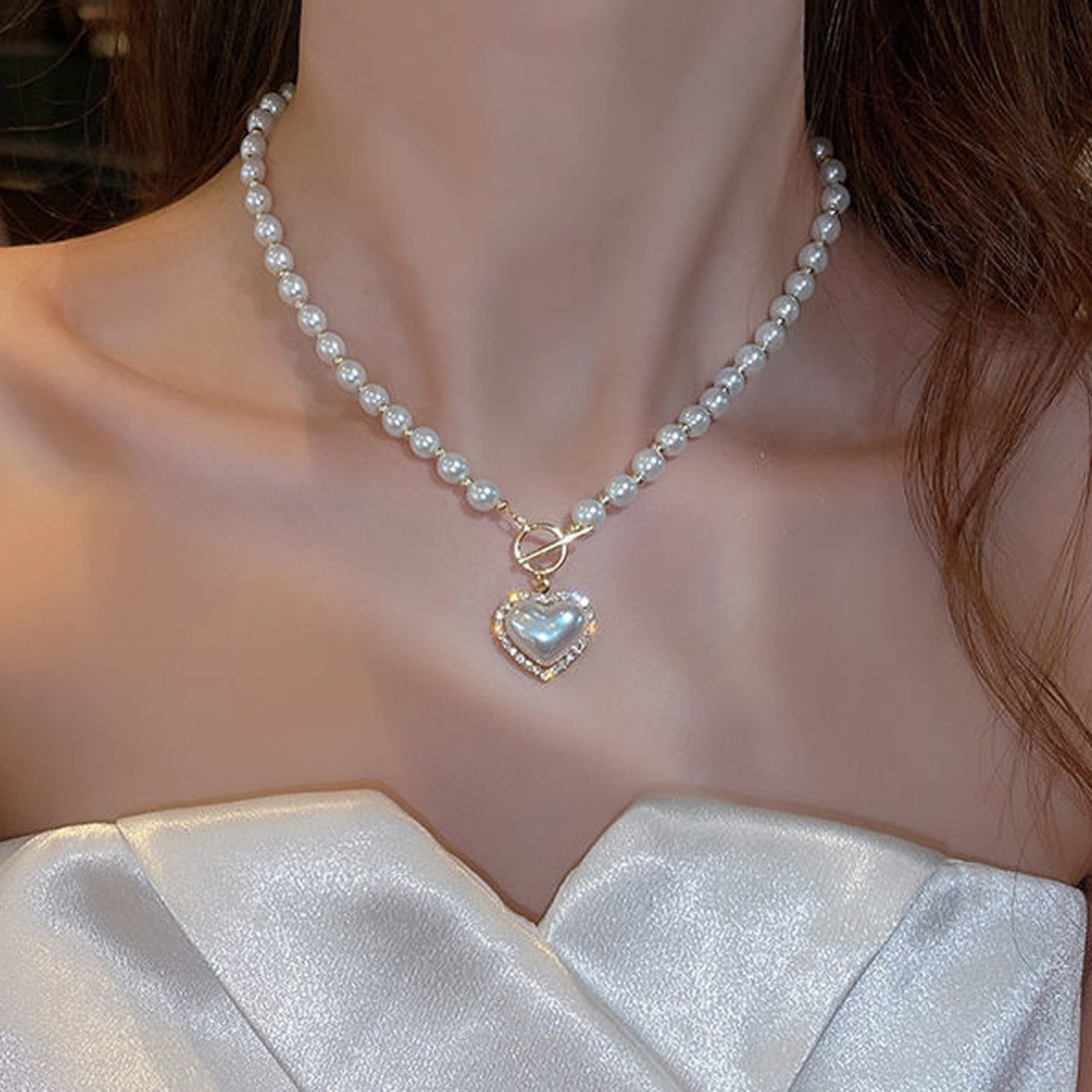 Faux Pearls Beads Necklace Heart Shape Pendant Lovely Neck Jewelry Perfect For Any Occasion