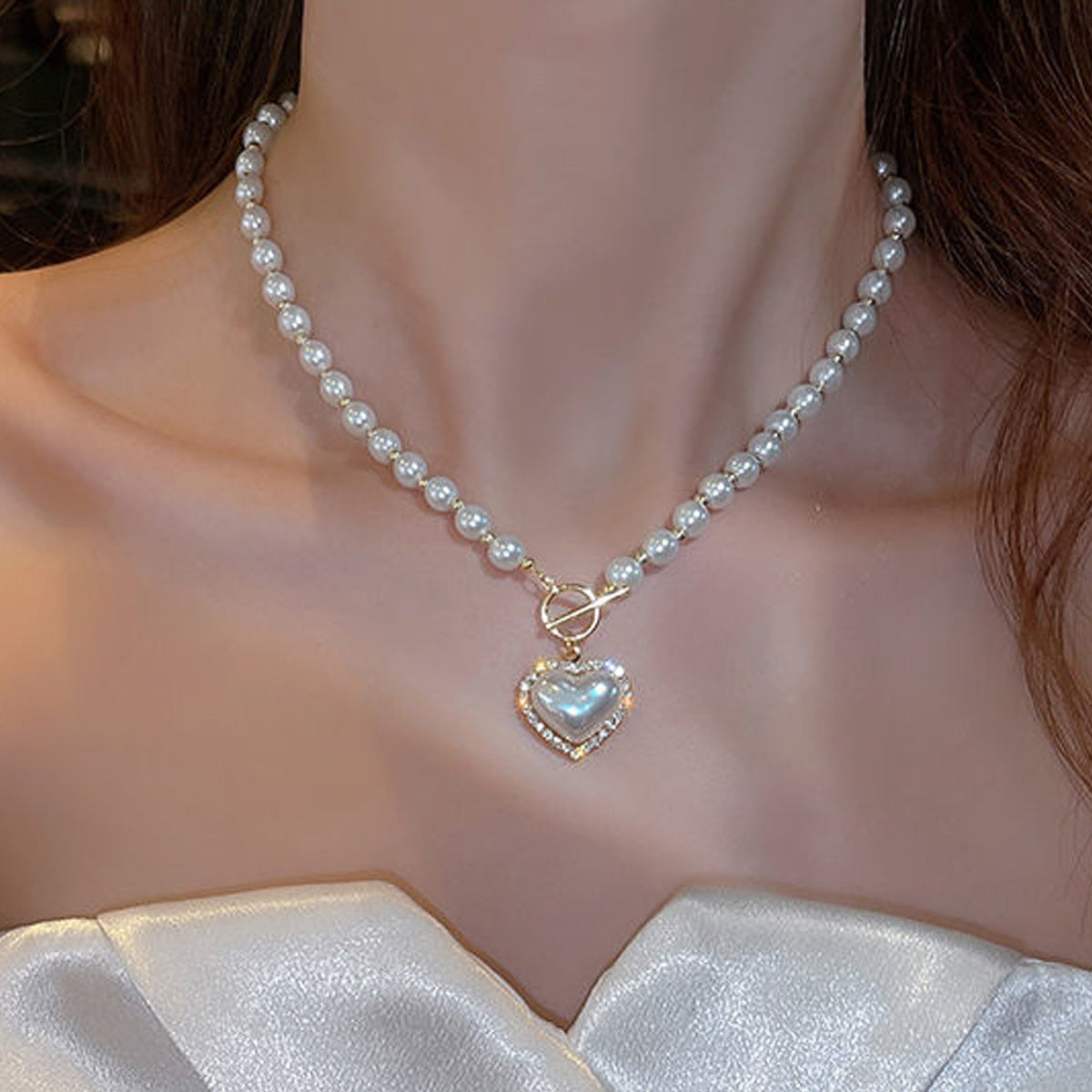 Faux Pearls Beads Necklace Heart Shape Pendant Lovely Neck Jewelry Perfect For Any Occasion