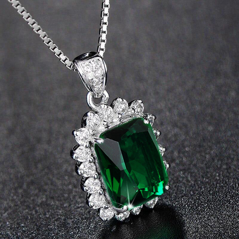 Huitan Exquisite Green Cubic Zirconia Pendant Necklace for Women Box Chain Luxury Trendy Female Accessories Versatile Jewelry