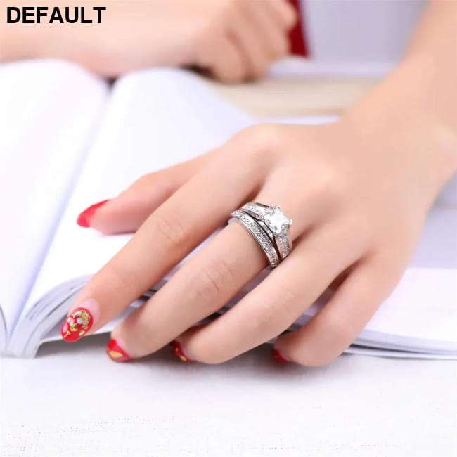 Fashion Couple Rings Romantic Women Heart Rhinestones CZ Wedding Best Selling Products